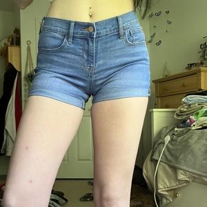 Old navy boyfriend shorts